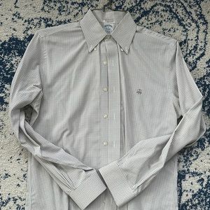Mens Brooks Brothers Button Down - Size Small Slim Fit